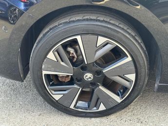 VAUXHALL Corsa Electric 50kWh Elite Premium Hatchback 5dr Electric Auto (136 ps)