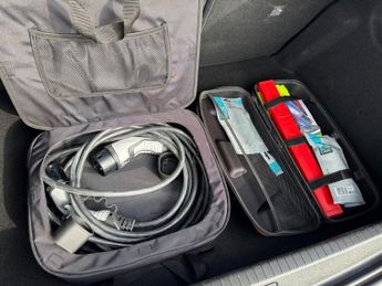 VAUXHALL Corsa Electric 50kWh Elite Premium Hatchback 5dr Electric Auto (136 ps)