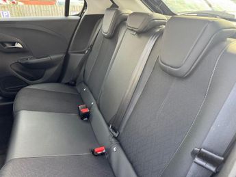 VAUXHALL Corsa Electric 50kWh Elite Premium Hatchback 5dr Electric Auto (136 ps)