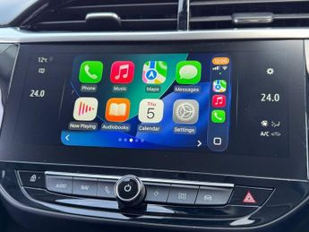 VAUXHALL Corsa Electric 50kWh Elite Premium Hatchback 5dr Electric Auto (136 ps)