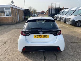 TOYOTA YARIS 1.5 VVT-H ICON HATCHBACK 5DR PETROL HYBRID E-CVT 115BHP. EURO 6.