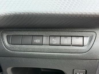 PEUGEOT 208 1.2 PureTech Allure Hatchback 5dr Petrol EAT Euro 6 (s/s) (110 p
