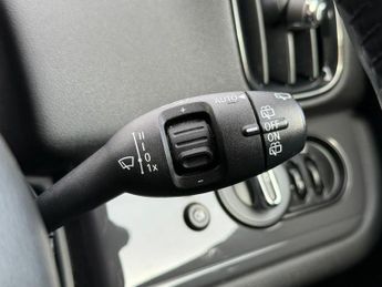 MINI COUNTRYMAN 1.5 Cooper Classic SUV 5dr Petrol Steptronic Euro 6 (s/s) (136 p