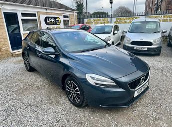 Volvo V40 2.0 T3 Momentum Nav Plus Hatchback 5dr Petrol Manual Euro 6 (s/s