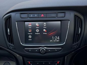 VAUXHALL ZAFIRA TOURER 1.4i Turbo Elite Nav MPV 5dr Petrol Auto Euro 6 (140 ps)