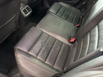 VOLKSWAGEN GOLF 2.0 TDI BlueMotion Tech GTD Hatchback 5dr Diesel DSG Euro 6 (s/s