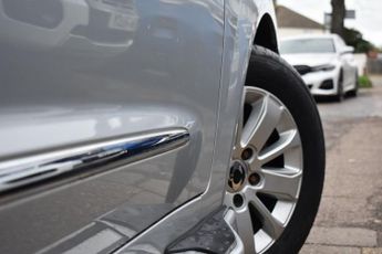 SSANGYONG TURISMO 2.2D ELX MPV 5dr Diesel T-Tronic 4WD Selectable Euro 6 | 7 SEATS