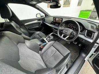 AUDI Q5 2.0 TDI 40 S line SUV 5dr Diesel S Tronic quattro Euro 6 (s/s) (