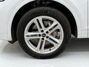 AUDI Q5 2.0 TDI 40 S line SUV 5dr Diesel S Tronic quattro Euro 6 (s/s) (