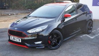 Ford Focus 2.0 TDCi Zetec S Black Edition Hatchback 5dr Diesel Manual Euro 