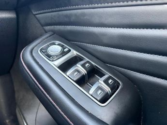 MG MG HS 1.5 T-GDI Trophy SUV 5dr Petrol DCT Euro 6 (s/s) (162 ps)