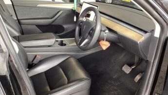 TESLA MODEL Y (Dual Motor) Long Range SUV 5dr Electric Auto 4WDE (384 bhp)