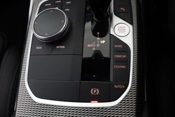 BMW 3 SERIES 3.0 330d MHT M Sport Saloon 4dr Diesel Hybrid Auto xDrive Euro 6