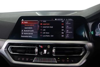 BMW 3 SERIES 3.0 330d MHT M Sport Saloon 4dr Diesel Hybrid Auto xDrive Euro 6
