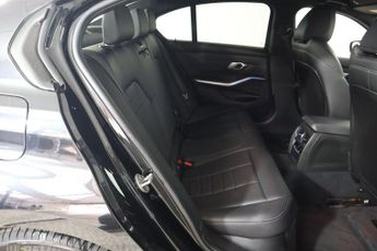BMW 3 SERIES 2.0 320i M Sport Auto Euro 6 (s/s) 4dr