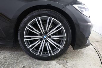 BMW 3 SERIES 2.0 320i M Sport Auto Euro 6 (s/s) 4dr