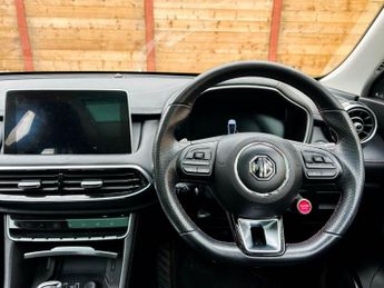 MG MG HS 1.5 T-GDI Exclusive SUV 5dr Petrol DCT Euro 6 (s/s) (162 ps)