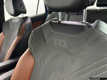 VOLKSWAGEN ID.4 Pro Performance 77kWh Life SUV 5dr Electric Auto (204 ps)