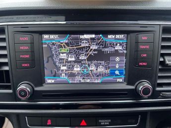 SEAT LEON 1.6 TDI CR SE Hatchback 5dr Diesel DSG Euro 5 (s/s) (105 ps)