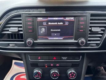 SEAT LEON 1.6 TDI CR SE Hatchback 5dr Diesel DSG Euro 5 (s/s) (105 ps)