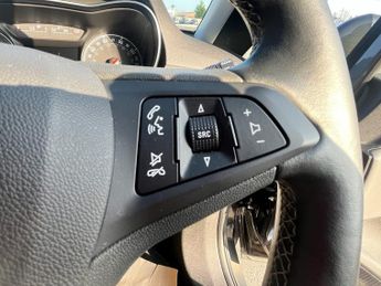 VAUXHALL CORSA 1.4i SE Hatchback 5dr Petrol Auto Euro 6 (90 ps)