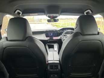 PEUGEOT 308 1.6 12.4kWh GT Hatchback 5dr Petrol Plug-in Hybrid e-EAT Euro 6 