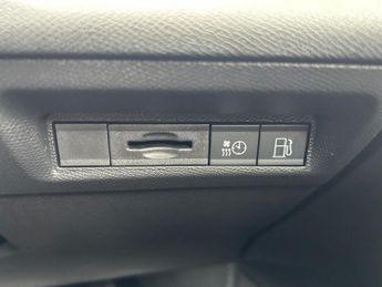 PEUGEOT 308 1.6 12.4kWh GT Hatchback 5dr Petrol Plug-in Hybrid e-EAT Euro 6 