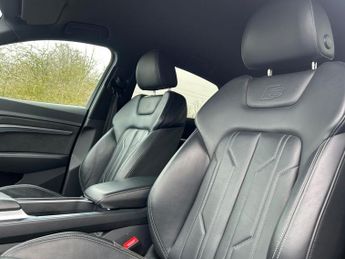 AUDI E-TRON 55 S line Sportback 5dr Electric Auto quattro 95kWh (408 ps)