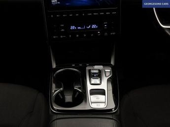 HYUNDAI TUCSON 1.6 h T-GDi SE Connect SUV 5dr Petrol Hybrid Auto Euro 6 (s/s) (