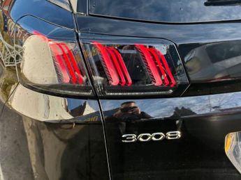 PEUGEOT 3008 1.5 BlueHDi Allure Premium + SUV 5dr Diesel Manual Euro 6 (s/s) 