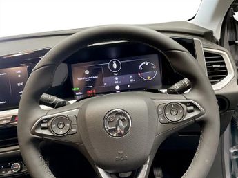 VAUXHALL GRANDLAND 1.2 Turbo Ultimate SUV 5dr Petrol Auto Euro 6 (s/s) (130 ps)