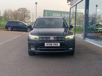 VOLKSWAGEN TIGUAN 2.0 TDI SEL SUV 5dr Diesel DSG 4Motion Euro 6 (s/s) (190 ps)