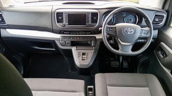 TOYOTA PROACE VERSO  Toyota PROACE Verso 50kWh Shuttle Long MPV Auto LWB 5dr.*9 SEAT
