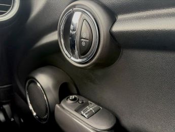 MINI HATCH 1.5 Cooper Hatchback 3dr Petrol Auto Euro 6 (s/s) (136 ps)