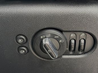 MINI HATCH 1.5 Cooper Hatchback 3dr Petrol Auto Euro 6 (s/s) (136 ps)