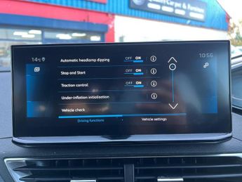 PEUGEOT 5008 1.5 BlueHDi Allure Premium + EAT Euro 6 (s/s) 5dr