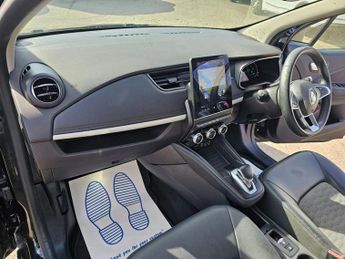 RENAULT ZOE Black R135 EV50 GT Line Hatchback, 39,533 miles, Rapid Charge El