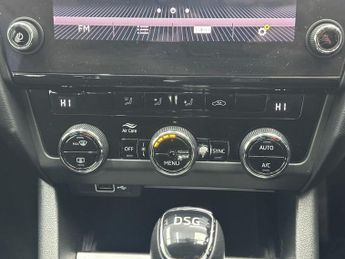 SKODA OCTAVIA 1.5 TSI ACT SE Estate 5dr Petrol DSG Euro 6 (s/s) (150 ps)