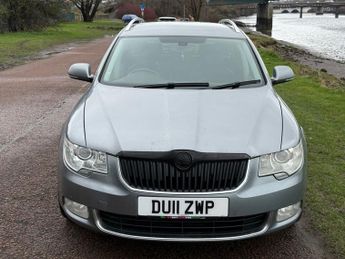 SKODA SUPERB 3.6 V6 Elegance Estate 5dr Petrol DSG 4WD Euro 5 (260 ps)