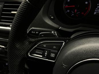 AUDI Q3 1.4 TFSI CoD S line SUV 5dr Petrol S Tronic Euro 6 (s/s) (150 ps