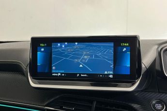 PEUGEOT E-2008 50kWh GT SUV 5dr Electric Auto (7kW Charger) (136 ps) Reverse Ca