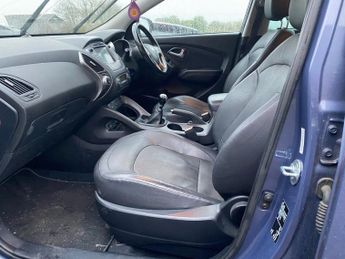 HYUNDAI IX35 1.7 CRDi Premium SUV 5dr Diesel Manual Euro 5 (s/s) (115 ps)