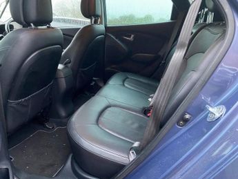 HYUNDAI IX35 1.7 CRDi Premium SUV 5dr Diesel Manual Euro 5 (s/s) (115 ps)