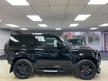 LAND ROVER DEFENDER 3.0 D250 MHEV SE SUV 3dr Diesel Auto 4WD Euro 6 (s/s) (250 ps)