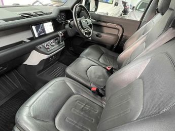 LAND ROVER DEFENDER 90 3.0 D250 MHEV SE SUV 3dr Diesel Auto 4WD Euro 6 (s/s) (250 ps)