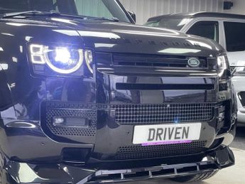 LAND ROVER DEFENDER 3.0 D250 MHEV SE SUV 3dr Diesel Auto 4WD Euro 6 (s/s) (250 ps)