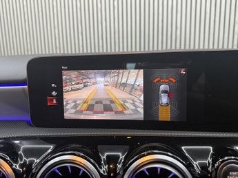 MERCEDES-BENZ A-CLASS 1.5 A180d AMG Line (Premium) Hatchback 5dr Diesel 7G-DCT Euro 6 