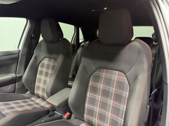VOLKSWAGEN POLO 2.0 TSI GTI+ Hatchback 5dr Petrol DSG Euro 6 (s/s) (207 ps)