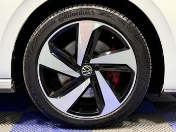 VOLKSWAGEN POLO 2.0 TSI GTI+ Hatchback 5dr Petrol DSG Euro 6 (s/s) (207 ps)