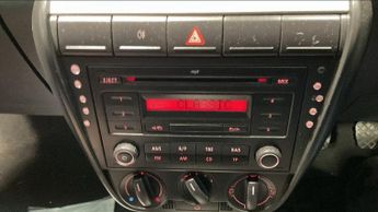 VOLKSWAGEN FOX 1.2 6V Hatchback 3dr Petrol Manual Euro 4 (55 ps)